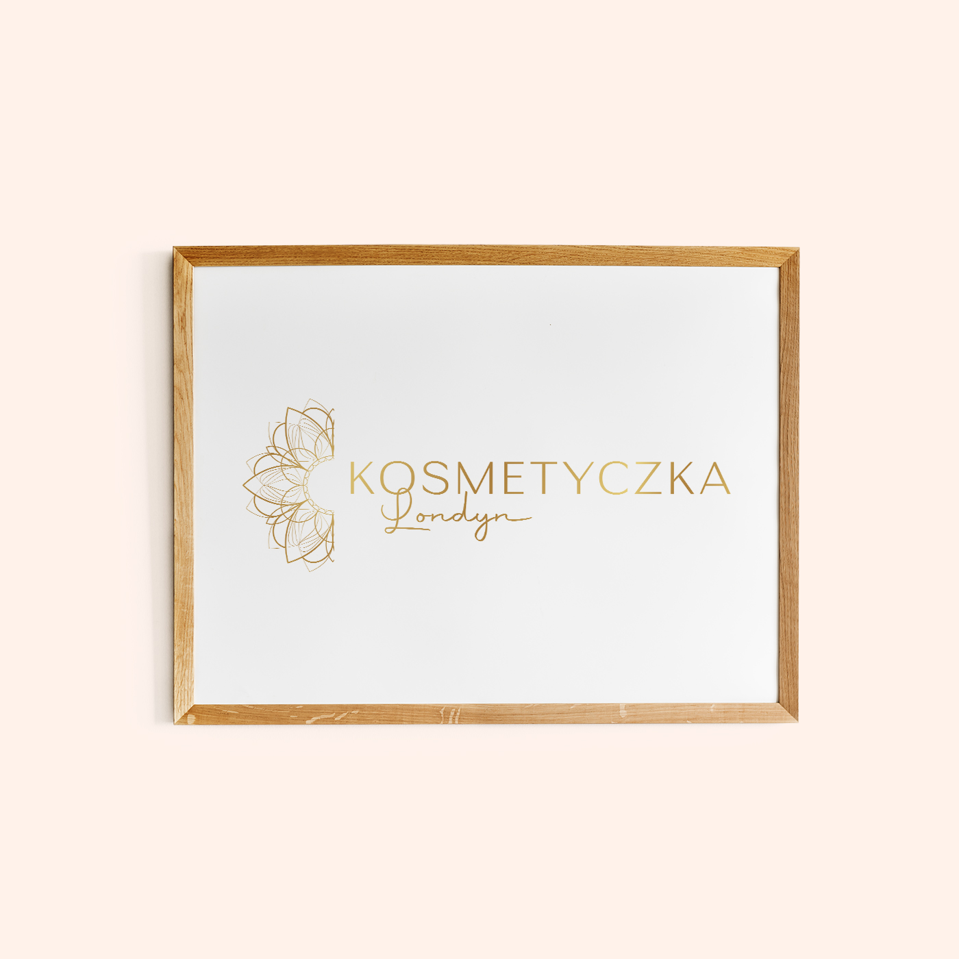 Kosmetyczka Londyn logo